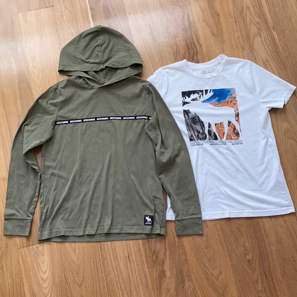***SOLD*** Abercrombie Kids boys graphic shirt bundle